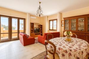 Quadrilocale con terrazza panoramica