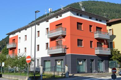 NEGOZIO A TIONE DI TRENTO