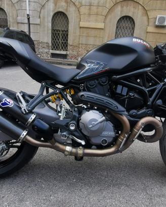Ducati Monster 821 del 2020 unico prorietario