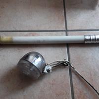 VECCHIA POMPA E FANALE BICICLETTA VINTAGE 