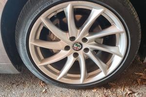 Cerchi in lega 18" Originali Alfa Romeo + Gomme Pi