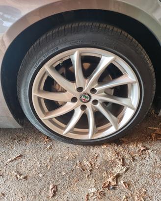 Cerchi in lega 18" Originali Alfa Romeo + Gomme Pi