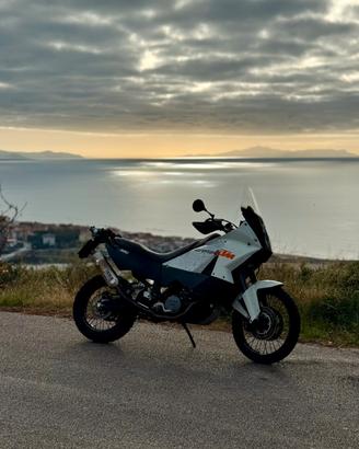 Ktm 990 adventure 2010