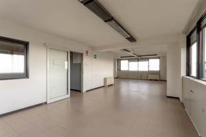 Rif.4/0866- ufficio prato