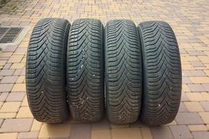 4 Ruote Complete Fiat Panda 175/65 R15 Invernali