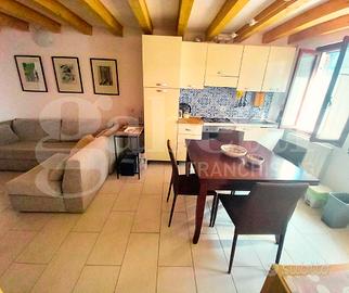 SOTTOMARINA - Casa indipendente [2860]