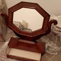 Specchio da appoggio in legno con cassetto 