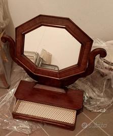 Specchio da appoggio in legno con cassetto 
