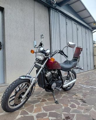 Honda vt 500