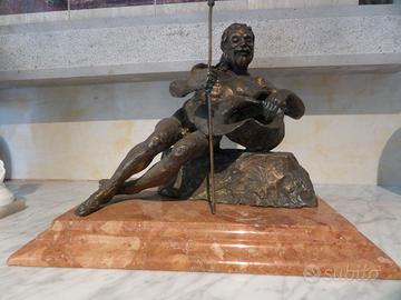 POSEIDONE IN BRONZO CON BASE IN MARMO ROSSO ASIAGO