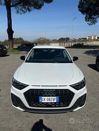Audi A1 30tfsi sportback s line