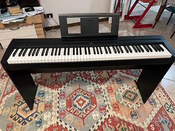 Pianoforte digitale Yamaha P-45, come nuovo