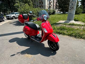 Vespa gts super 300