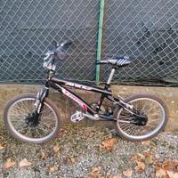 bicicletta bmx