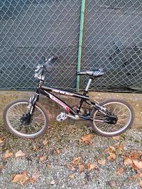 bicicletta bmx