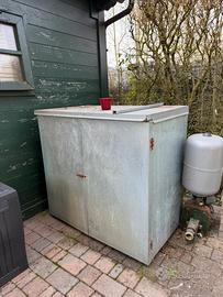 Casetta / Container copri pompa acqua da esterno