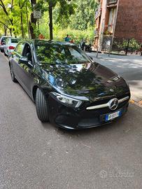 Mercedes classe a180 premium 2020