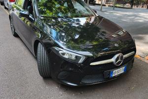 Mercedes classe a180 premium 2020