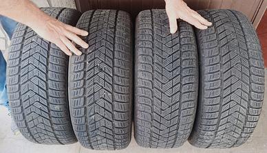 4 gomme INVERNALI Pirelli 235/50/18