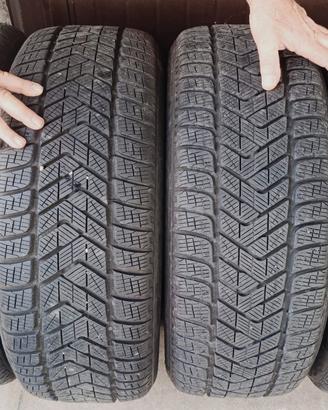 4 gomme INVERNALI Pirelli 235/50/18