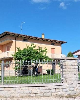 Villa singola in zona esclusiva a Spello