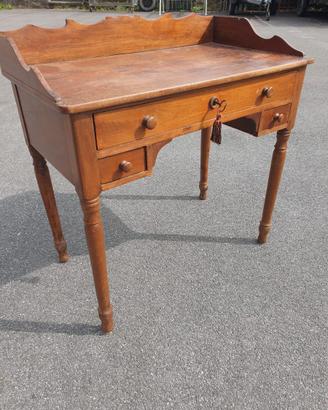 Tavolino scrittoio antico in noce