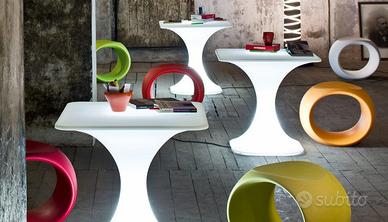 Tavolino luminoso Milo Serralunga