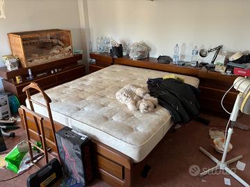 Camera da letto in. Noce