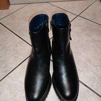 Stivaletti donna in ecopelle