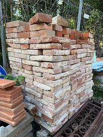 Mattoni vecchi fatti a mano 16x34x5cm 2,5 euro cad