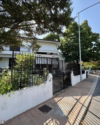 Villetta a schiera Lido Scacchi vicinissima al mar