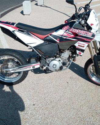 Husqvarna SM 610 E anche permuta