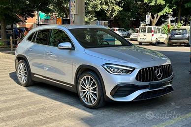 MERCEDES GLA 200 4MATIC