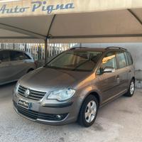 Volkswagen Touran 1.6 Trendline GPL