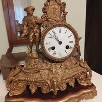 Parigina da tavolo in bronzo dorato