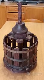 Torchio antico in legno