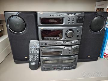 Stereo JVC con casse