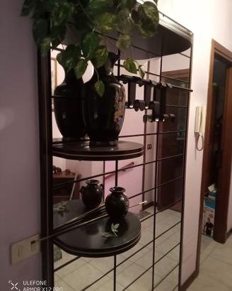 Specchiera portabiti