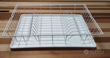 Scolapiatti con con vassoio gocciolatoio