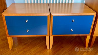 Comodini in legno massello (coppia) con cassetti