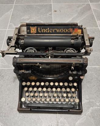 Macchina da scrivere Underwood vintage arredamento
