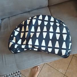 Supporto laptop IKEA BYLLAN nero e bianco 