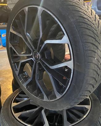 Gomme auto + cerchioni Renault Megane 18”