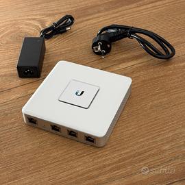 Ubiquiti UniFi USG Security Gateway