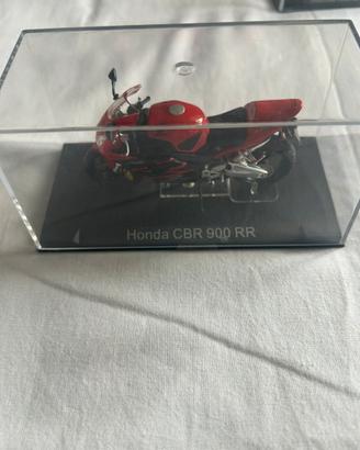 Modellino moto Honda cbr 900 rr con teca
