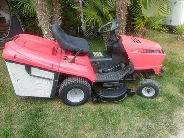 Trattorino tosaerba HONDA 2213