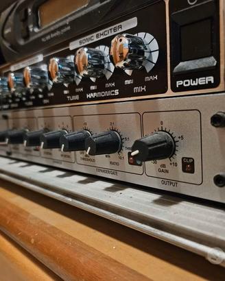 compressore e preamplificatore DBX 286s