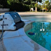 Robot piscina tiger shark QC Hayward 
