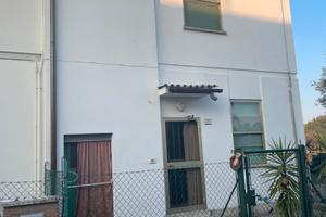 Villetta a schiera di testa