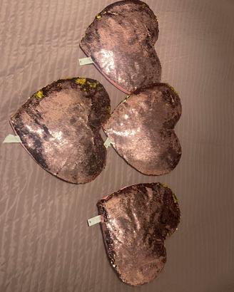 4 Cuscini a cuore in paillettes reversibili NUOVI
